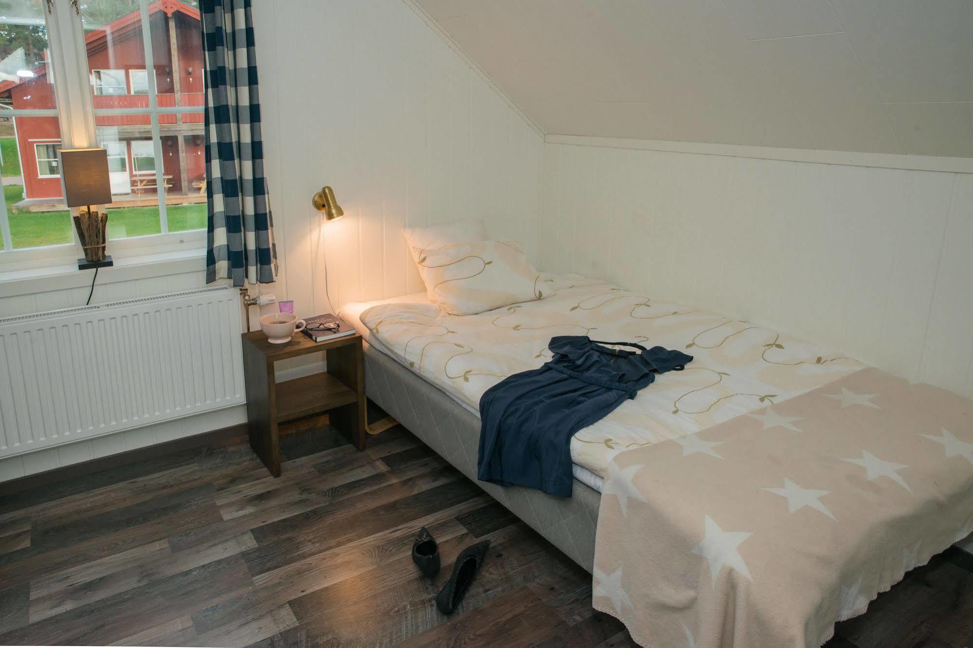 Leksand Strand Camping Och Resort Bagian luar foto