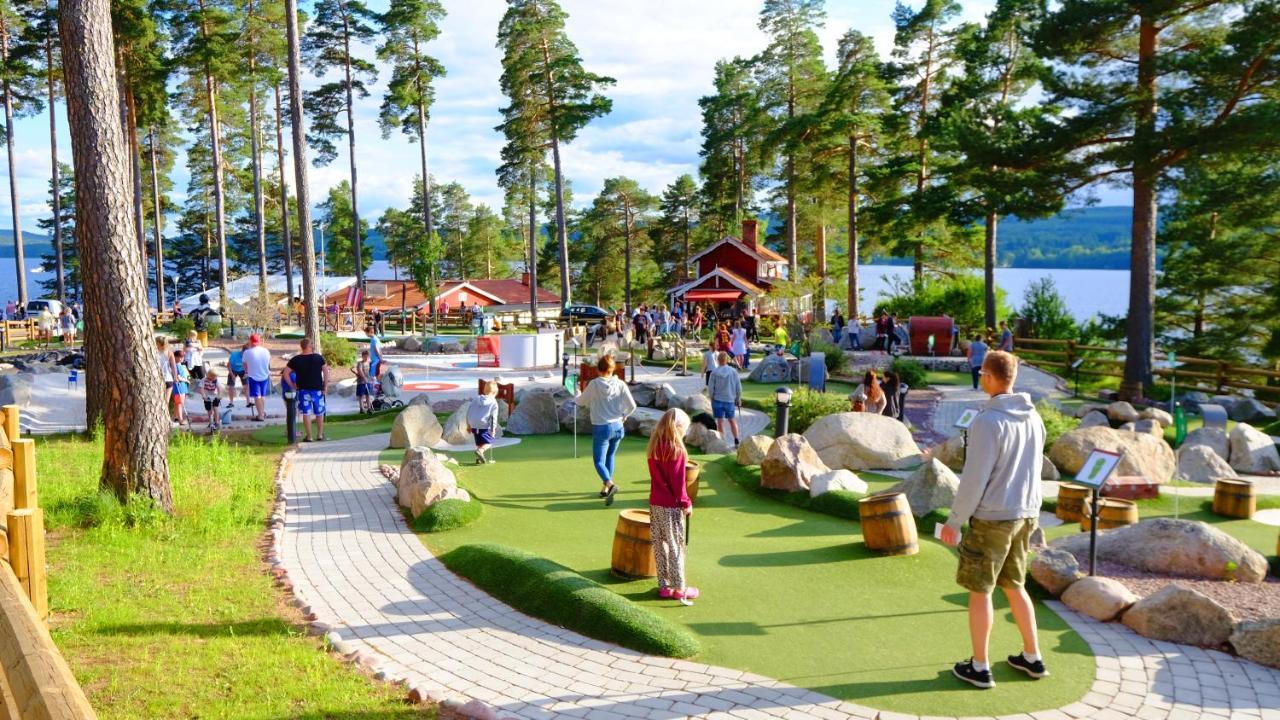 Leksand Strand Camping Och Resort Bagian luar foto